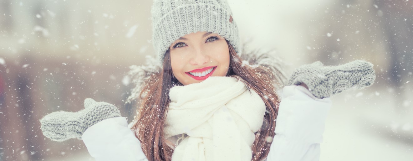 Płatki śniegu – tak, płatki łupieżu – NIE – zimowa pielęgnacja włosów